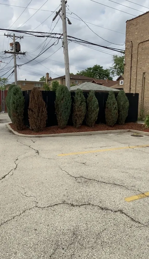 Professional garden landscaping in Chicago, IL by D's Fence & Landscape