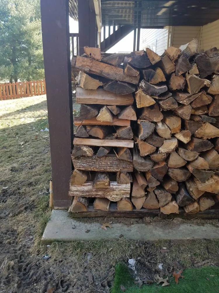 Professional garden landscaping for beautiful yards in Perryville, MO by D's Firewood & Mulch