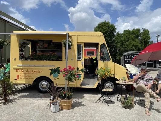 D's Garden Center Logo