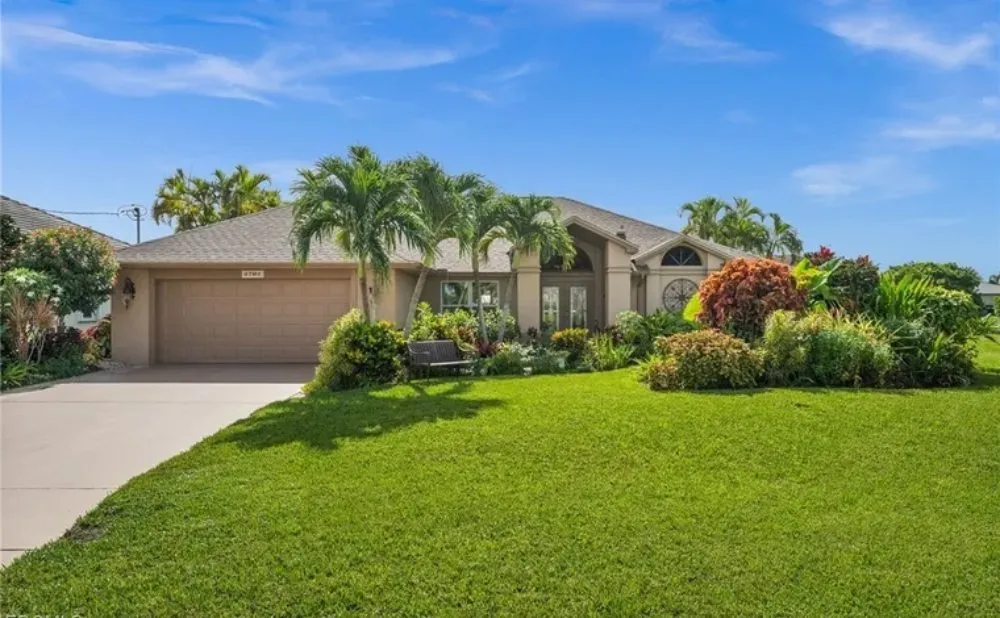 Top-rated garden landscaping for beautiful yards across Ocala, FL - DS Home Maintenance