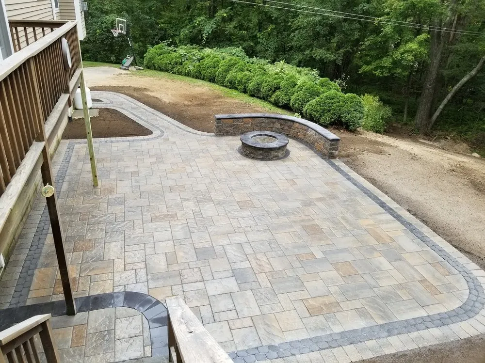 Top-rated garden landscaping in Worcester, MA by D.S. Landscapes