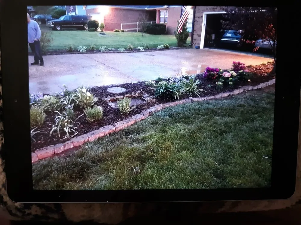 Local landscaping services experts serving La Vergne, TN - D's Landscaping & Design