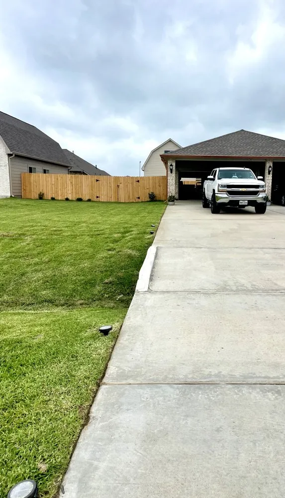 Professional lawn care service experts serving Texas City, TX - D’s Lawn Services