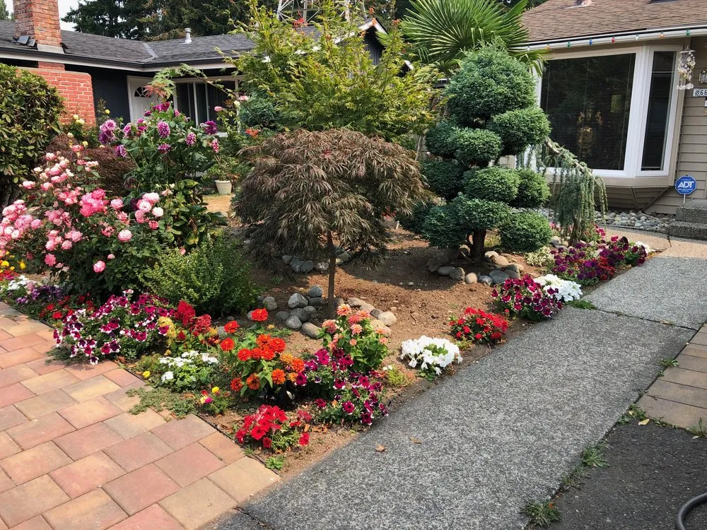 Local lawn mowing service in Renton, WA - DS Pro Deck and Fence