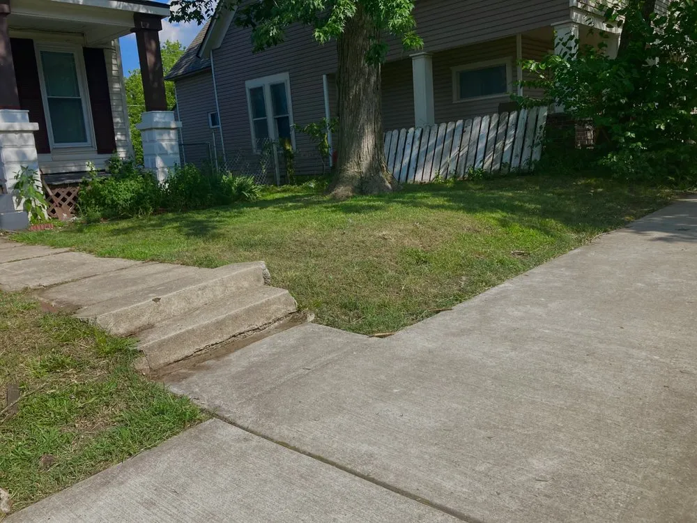 Top-rated landscape installation in Joplin, MO by DSC Lawn Care