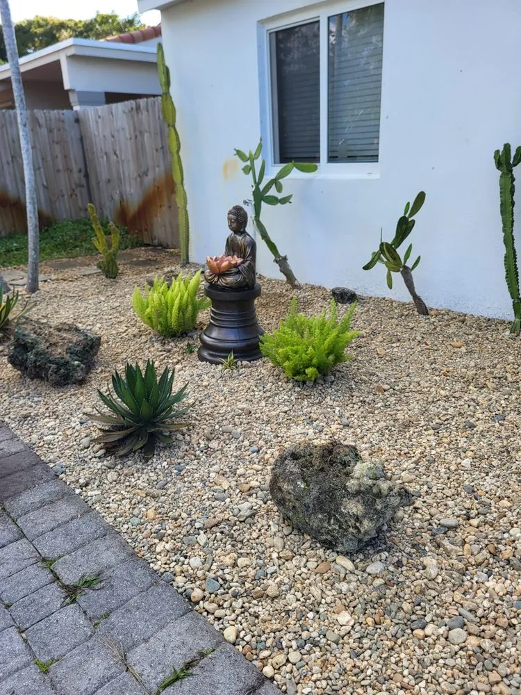 Professional landscaping services for outdoor upgrades across Fort Lauderdale, FL - Dscaping