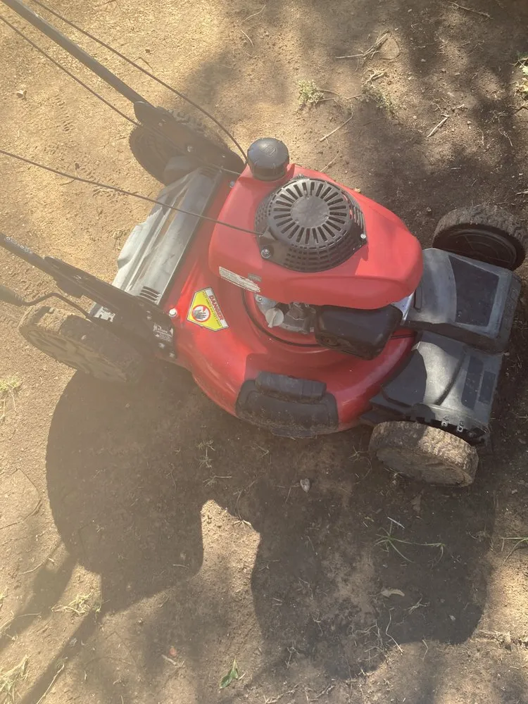 Top-rated yard maintenance in Lubbock, TX by Dstartup