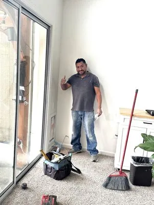 DSV Construction Logo