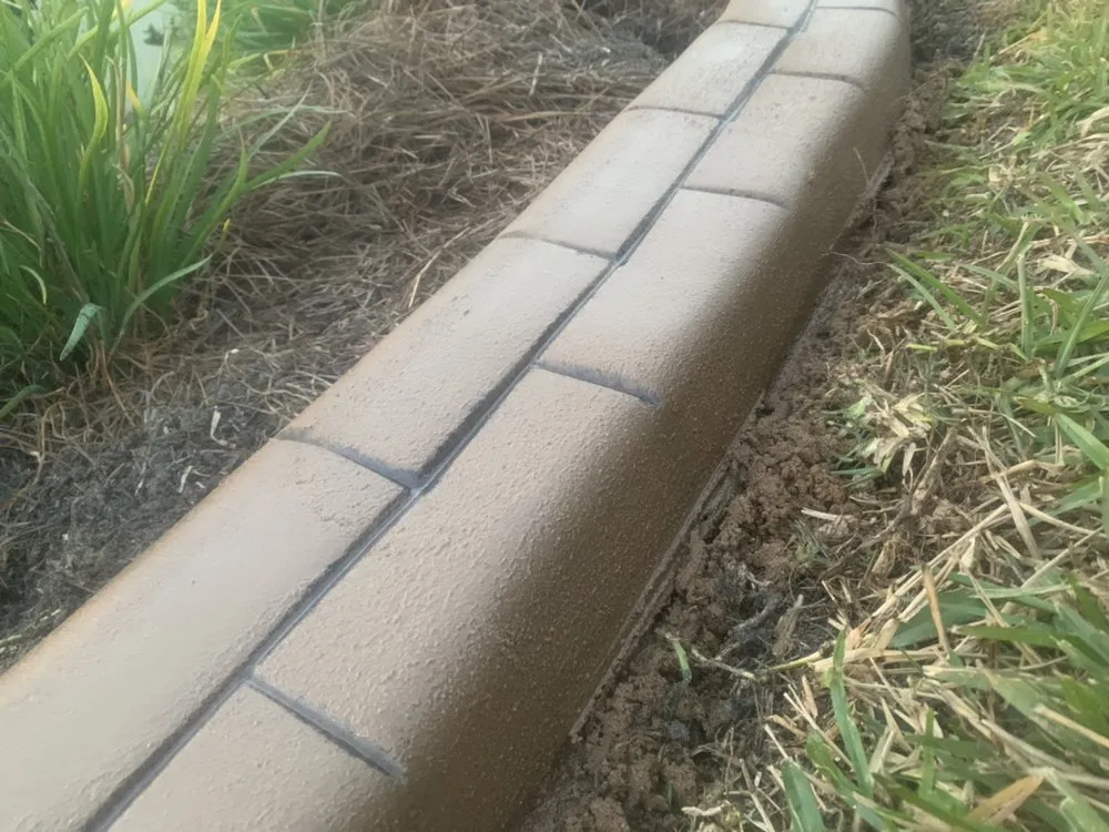 Local lawn care service with custom design in Dunnellon, FL by D&T American Curbing