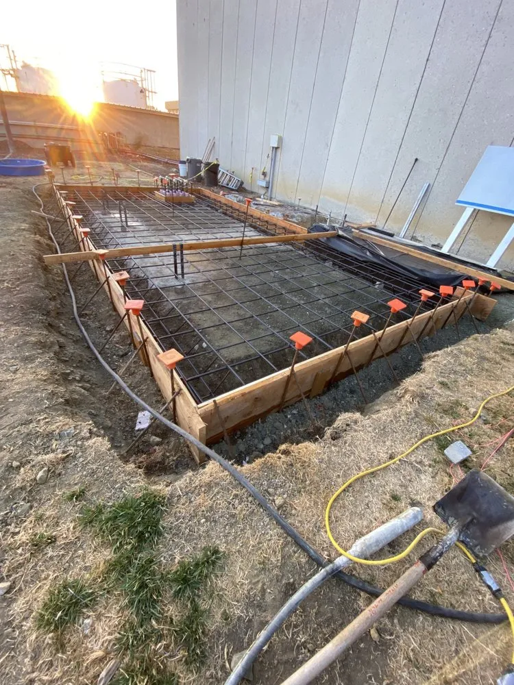 Trusted yard cleanup service in Brentwood, CA by DT Construction