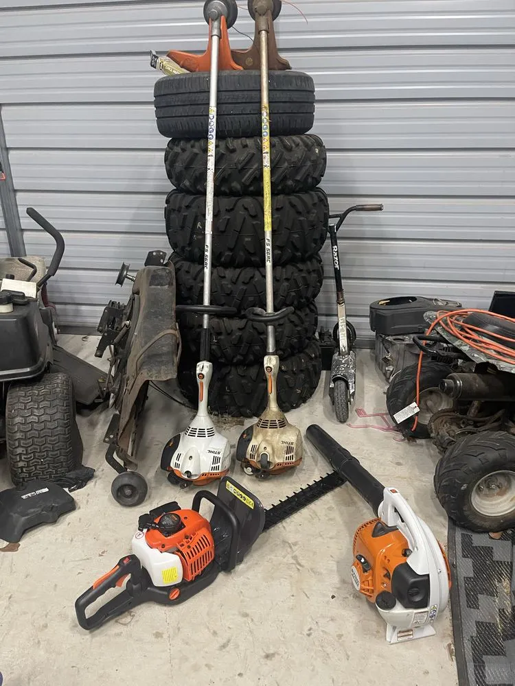 Local yard maintenance in Cement, OK by DT Cut-N-Go