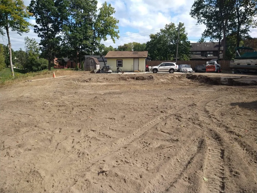 Custom yard maintenance for beautiful yards in Dayton, OH by DT Demo & Property Services