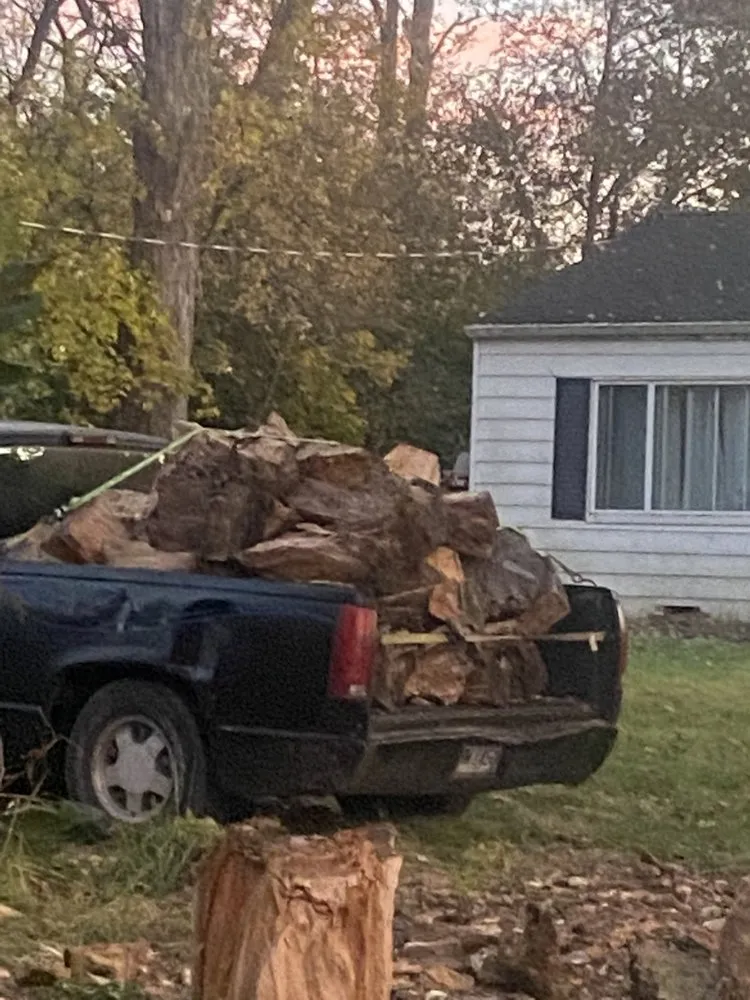 Expert landscape installation for homes across Franklin, OH - D&T Hauling N Towing