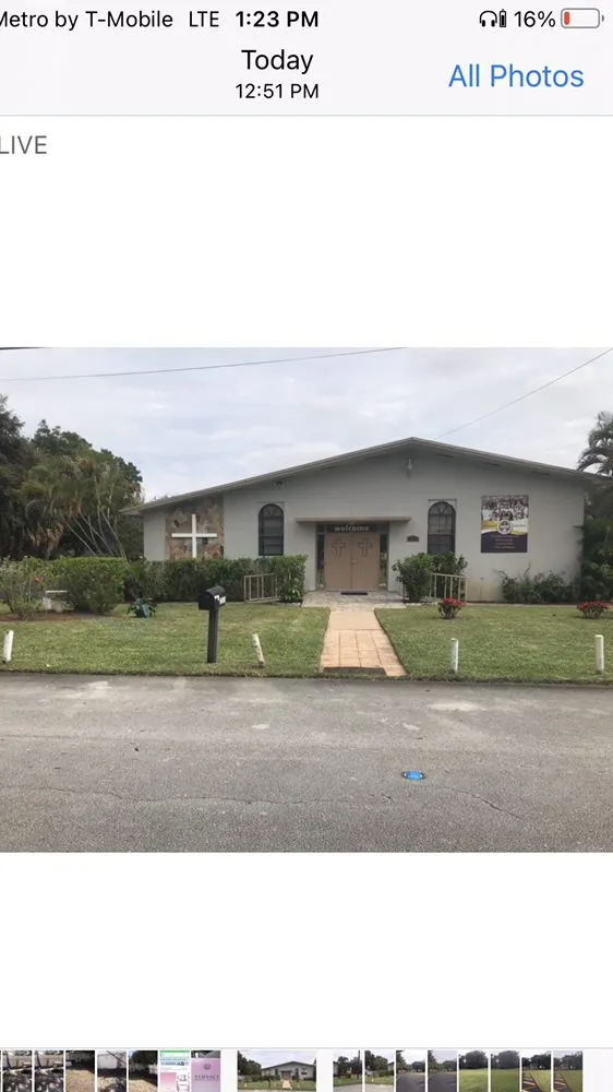 Professional yard maintenance for beautiful yards in Carol City, FL by D&T Land Scaping and lawn care