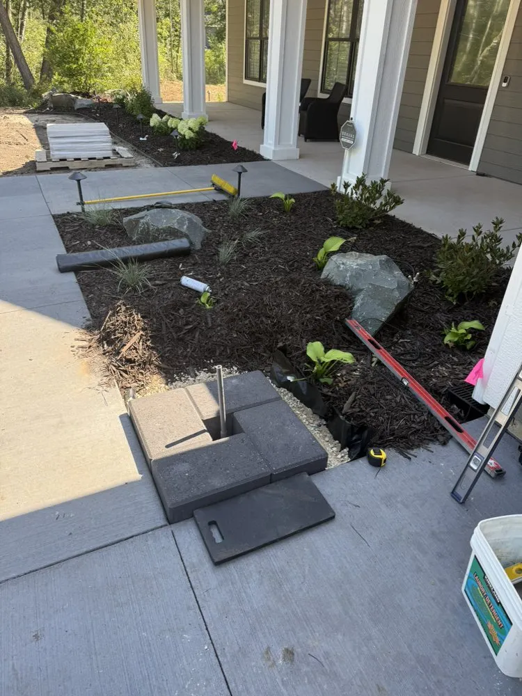 Affordable garden landscaping in Hopkins, MN - DT Landscape & Lawn Care