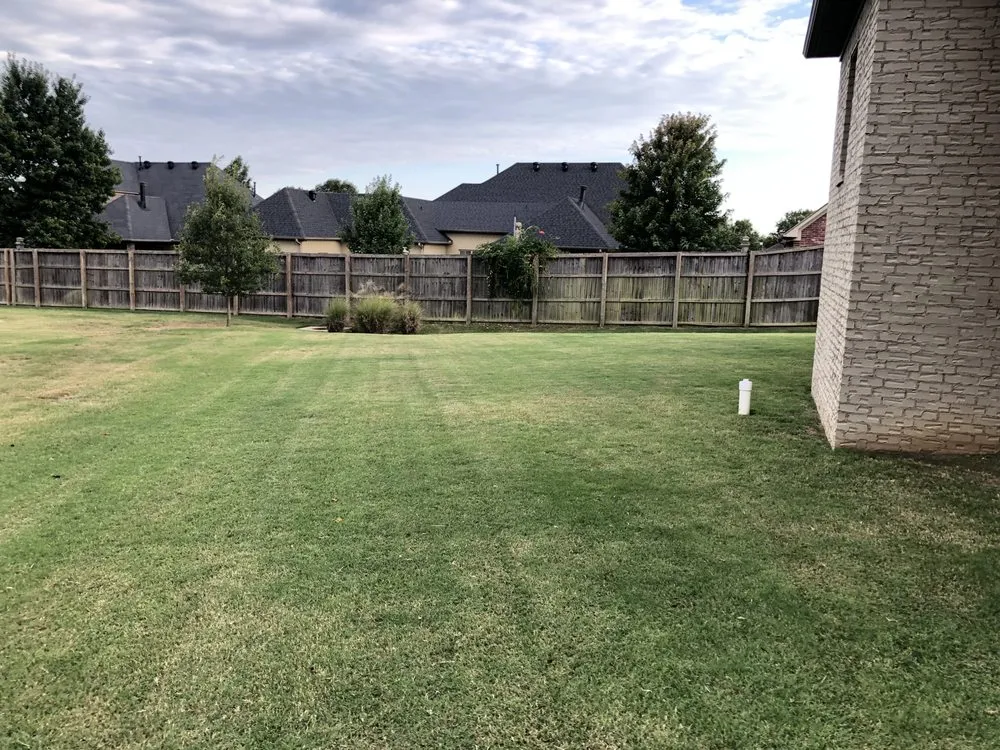 Local yard maintenance for homes in Conway, AR by D&T Lawn Care