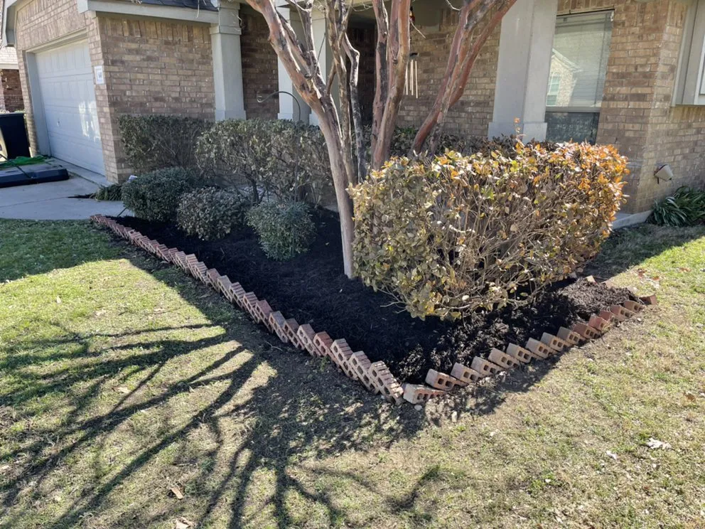 Trusted garden landscaping in Crowley, TX by D&T Lawn Care