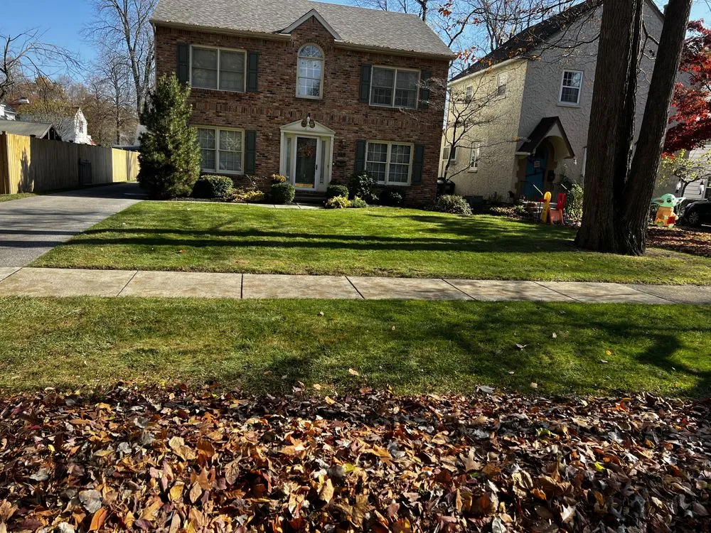 Custom lawn mowing service for residential properties in Sylvania, OH by D&T Lawn Maintenance LLC - Toledo