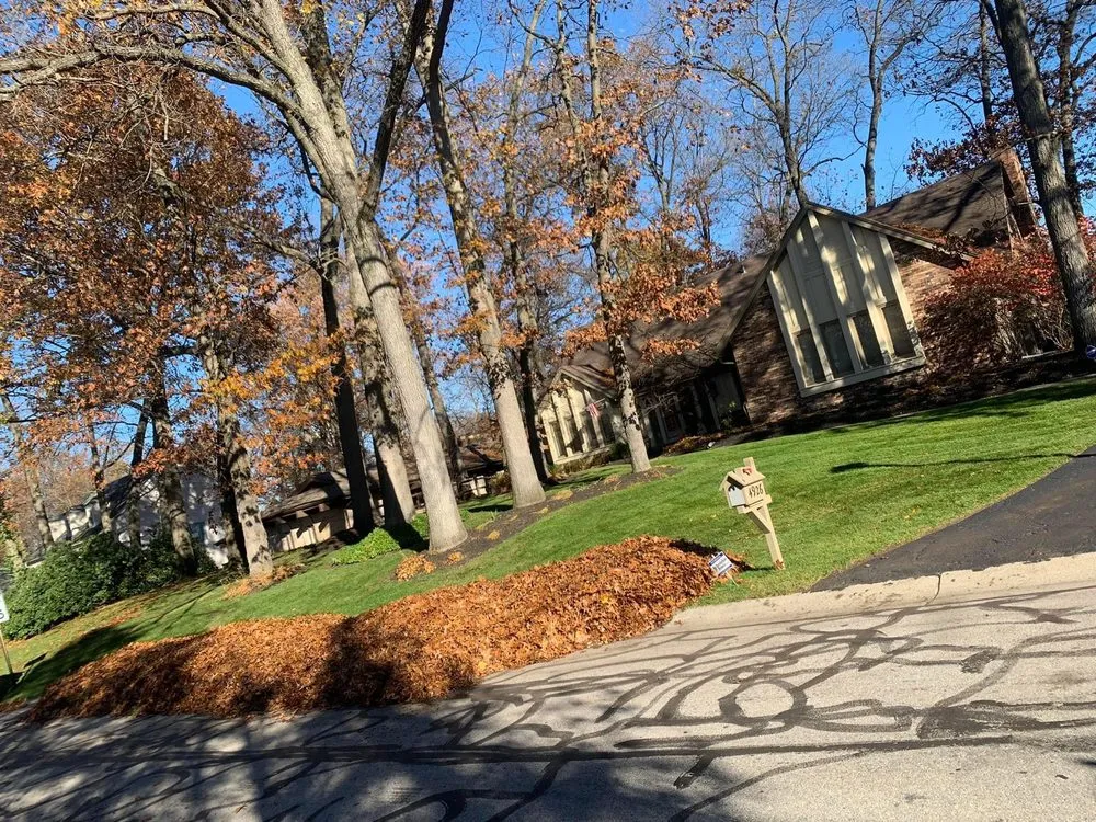 Reliable landscaping services with custom design across Sylvania, OH - D&T Lawn Maintenance LLC - Toledo