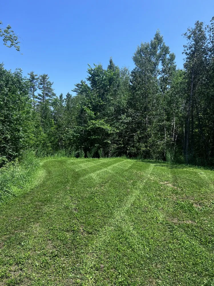 Affordable lawn mowing service for beautiful yards in Newport, ME by DT Lawncare