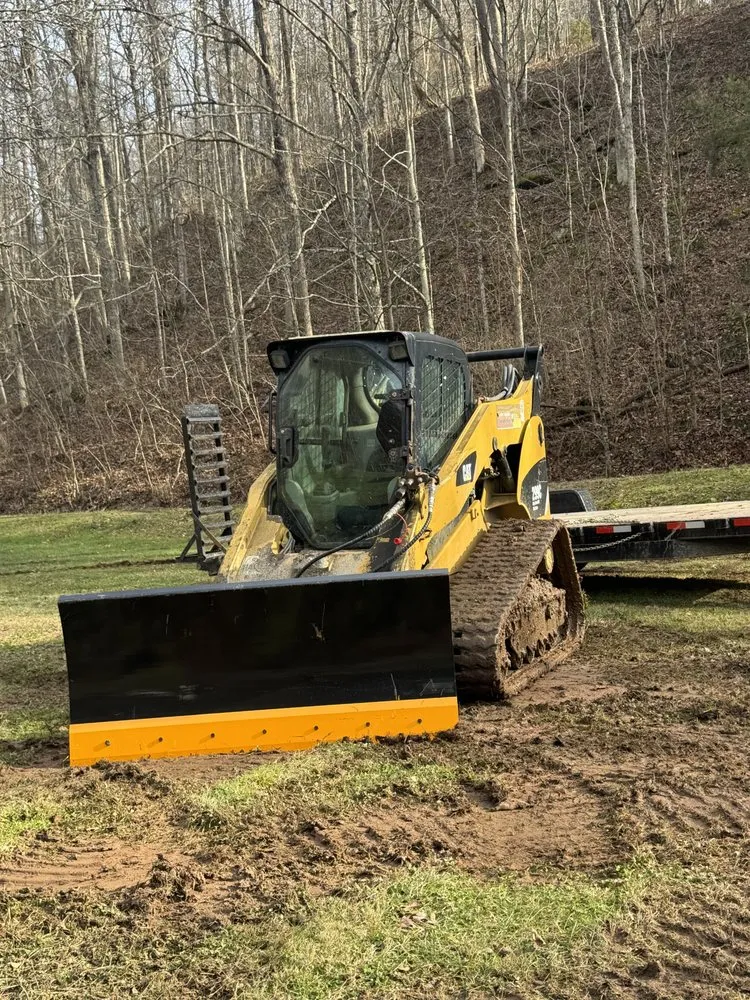 Top-rated outdoor landscaping for beautiful yards in Waverly, WV by DT Property Maintenance