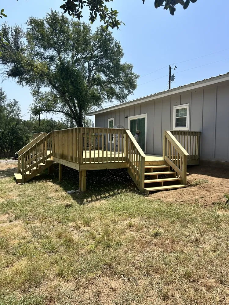 Local landscaping services with custom design in Kingsland, TX by D&T Services