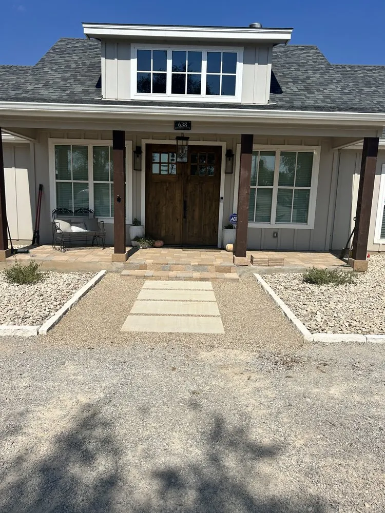 Affordable landscape design near you in Kingsland, TX by D&T Services