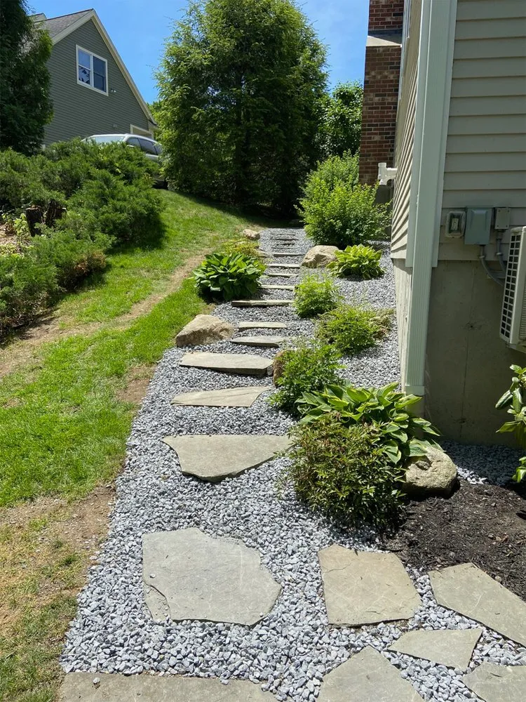 Custom lawn mowing service experts serving Denver, NC - DTE Outdoor Solutions