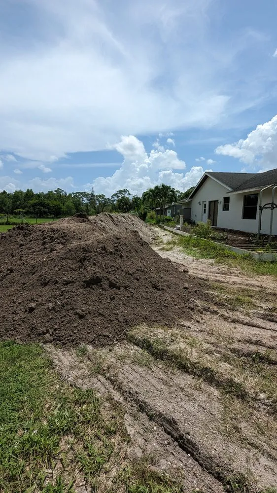 Trusted landscape installation for year-round maintenance in Loxahatchee, FL by DTI Rock