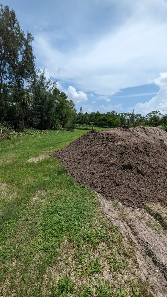 Trusted landscape design experts serving Loxahatchee, FL - DTI Rock