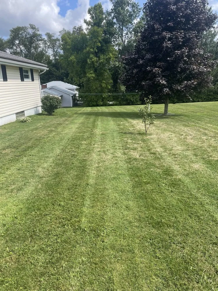 Top-rated landscape design with custom design in Johnstown, PA by DTM Lawn & Landscape