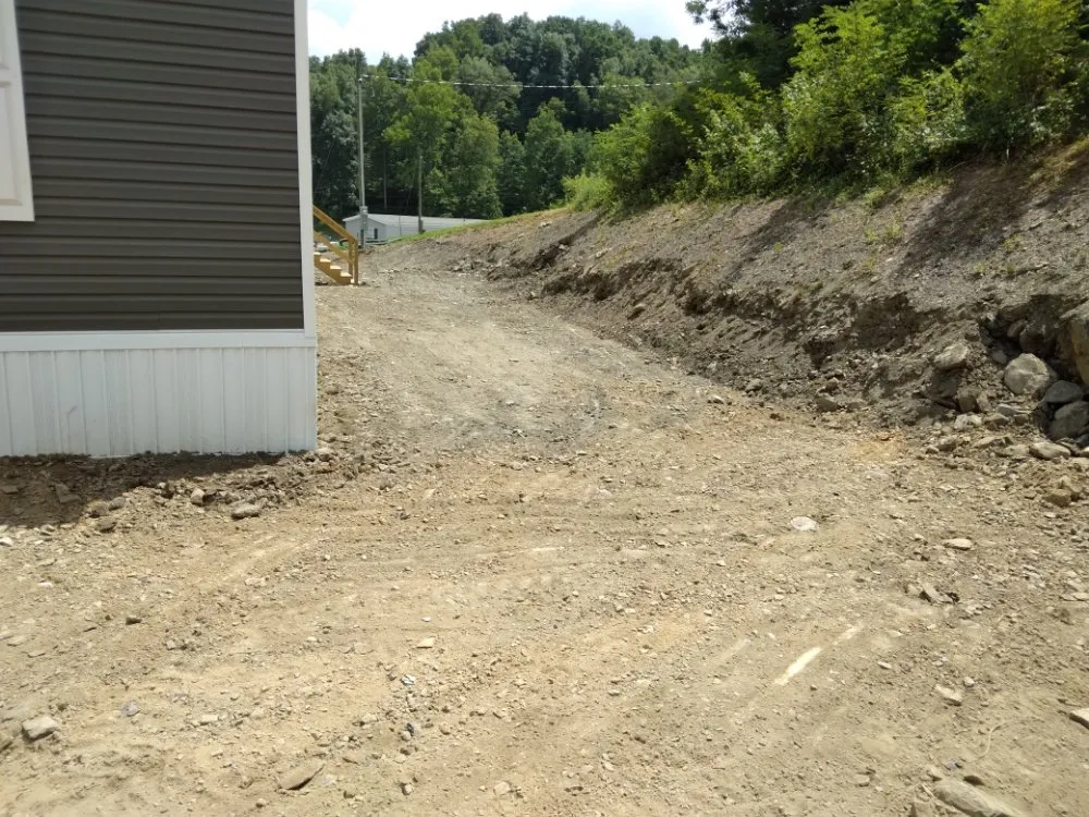 Affordable lawn care service in London, KY by D&T's Lawn Service