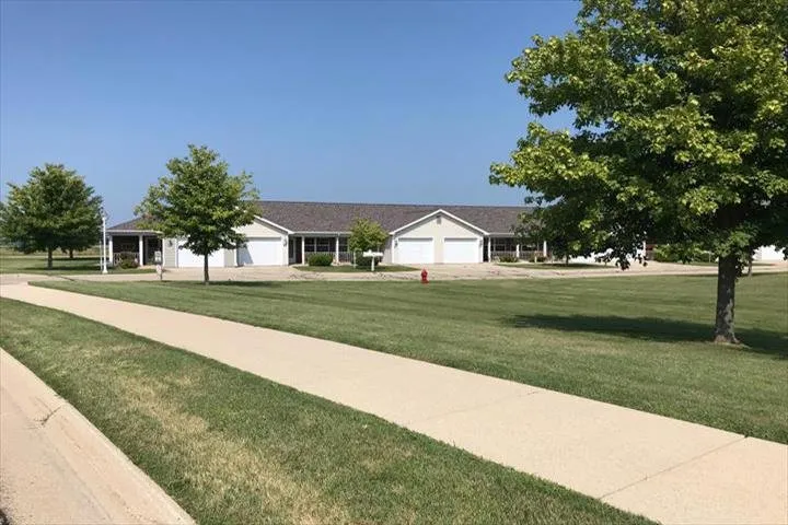 Affordable landscape installation in Oak Creek, WI by Duane's Lawn Care