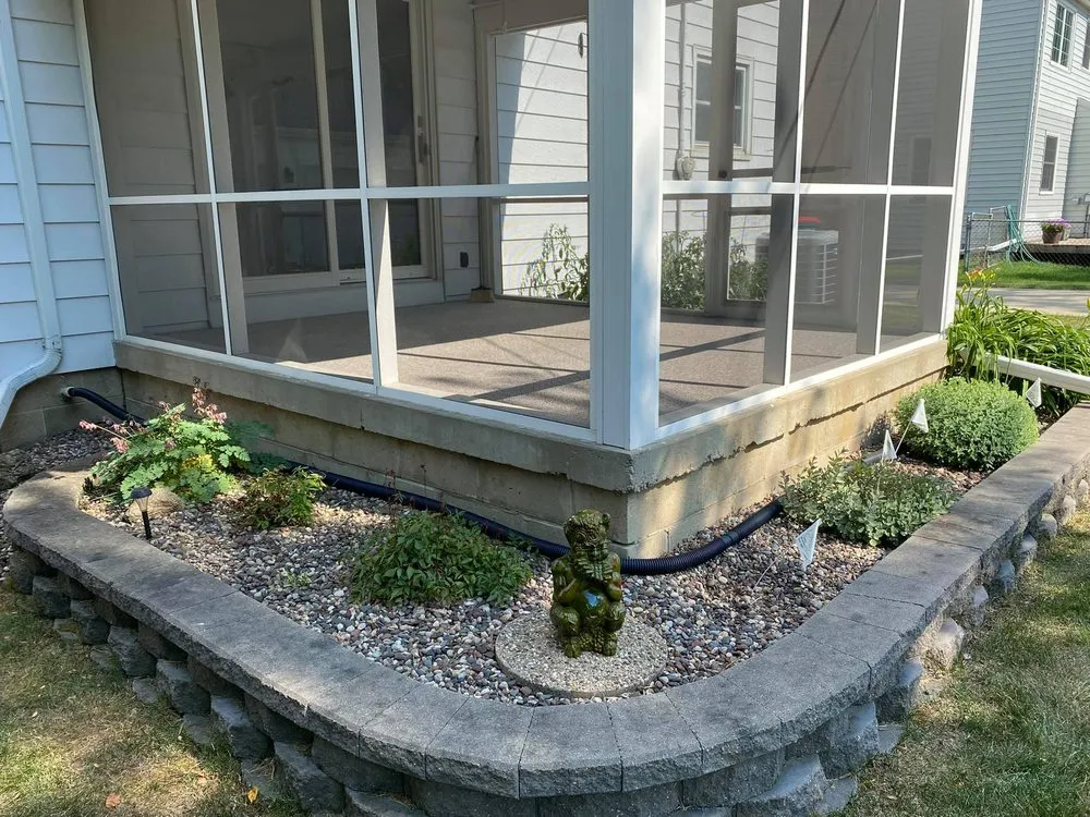 Affordable landscape design in Rochester, MN - Duangvela's Outdoor Services