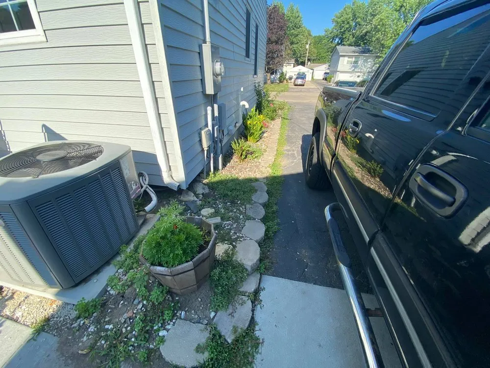 Professional outdoor landscaping experts serving Rochester, MN - Duangvela's Outdoor Services