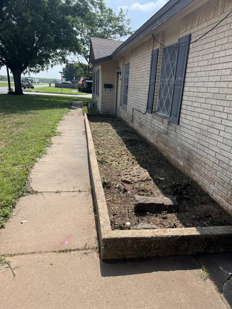 Trusted yard maintenance in Wichita Falls, TX - Dubon Landscaping