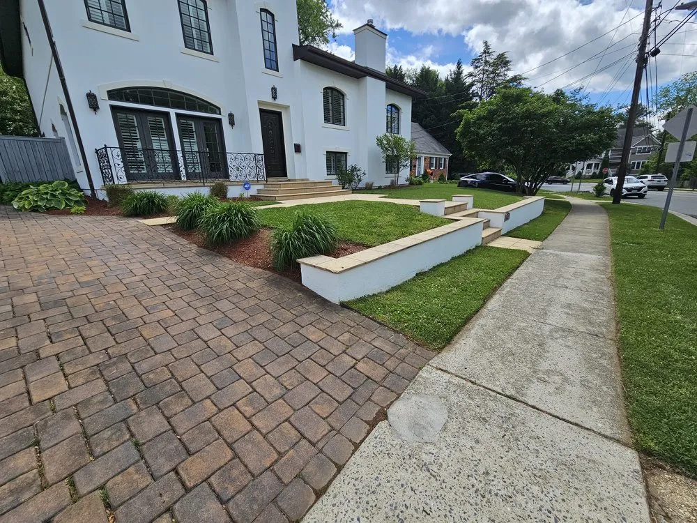 Local residential landscaping experts serving Silver Spring, MD - Dubon’s Renovation