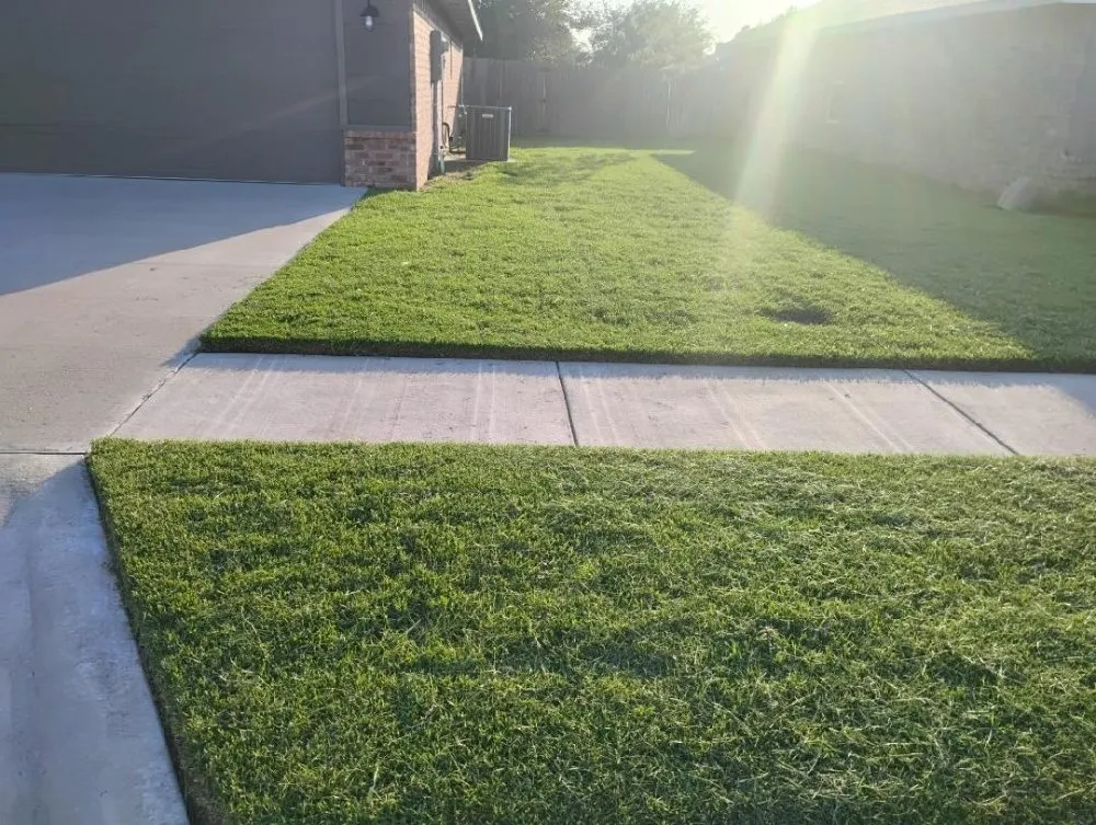 Top-rated landscaping services experts serving Altus, OK - Duces Lawncare