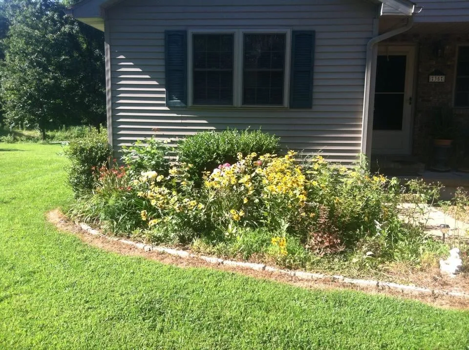 Trusted outdoor landscaping experts serving Cobden, IL - Duck Works Lawn Care