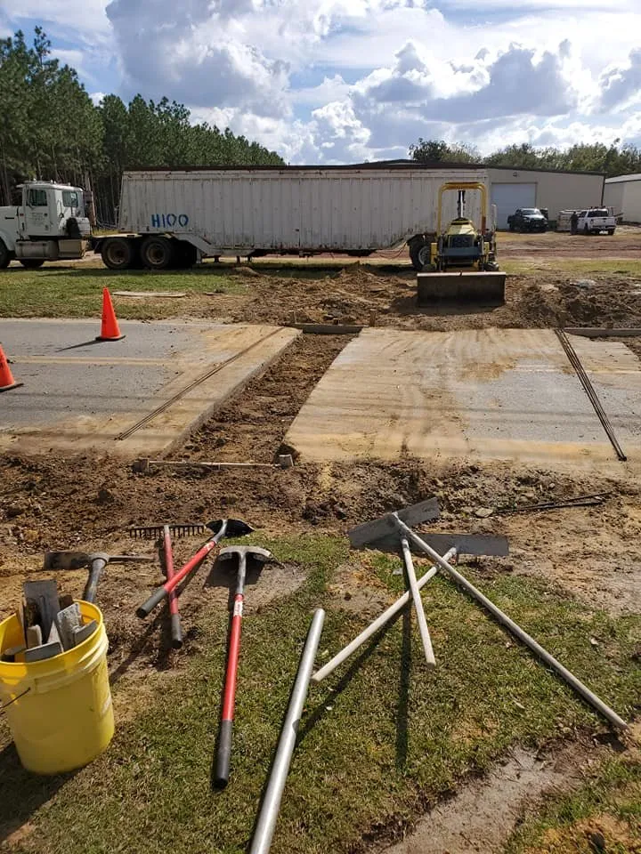 Professional yard cleanup service in Macon, GA - Duckie Deez Jr Lawn & More