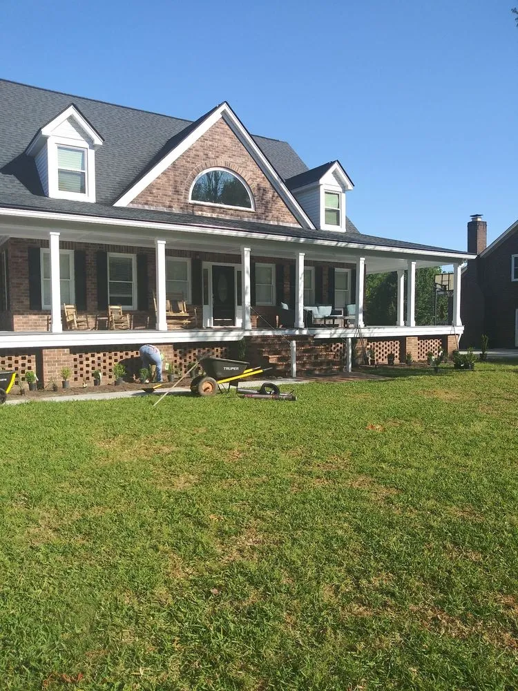 Expert yard cleanup service experts serving Moncks Corner, SC - Ducks Landscaping and Property Land Management