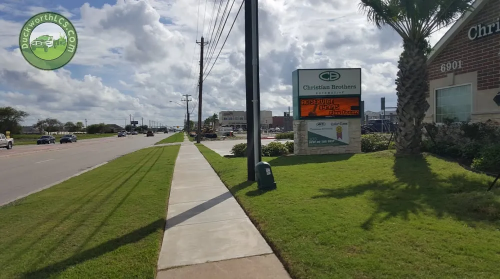 Trusted garden landscaping experts serving Corpus Christi, TX - Duckworth Lawn Care Service