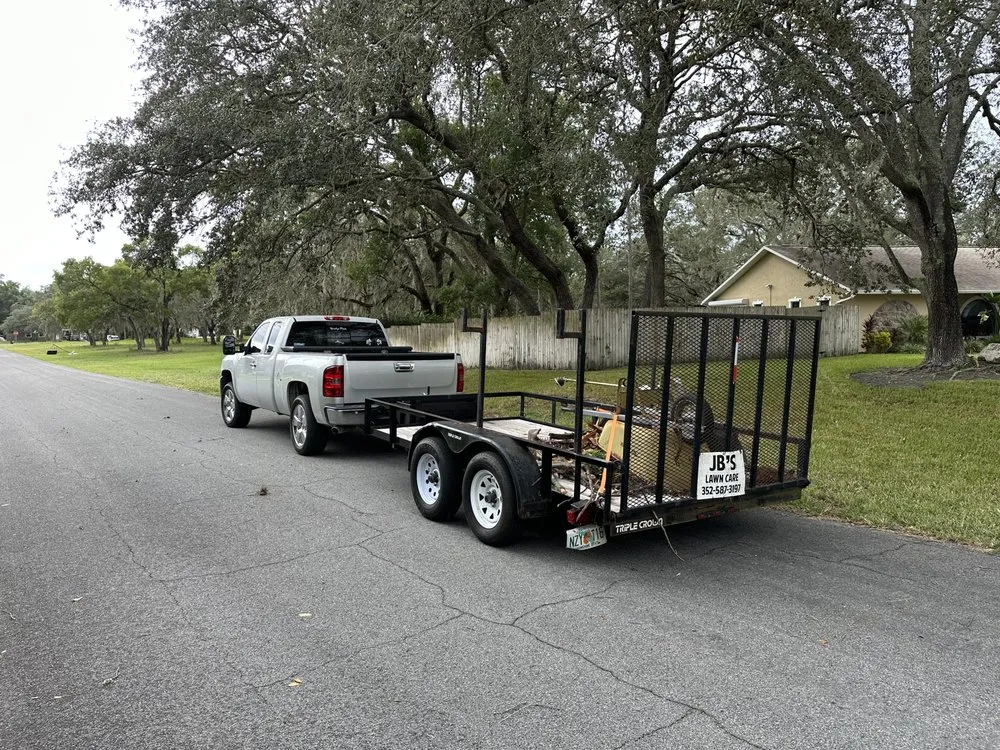 Professional lawn mowing service in Brooksville, FL by Duckys Lawn & Landscaping