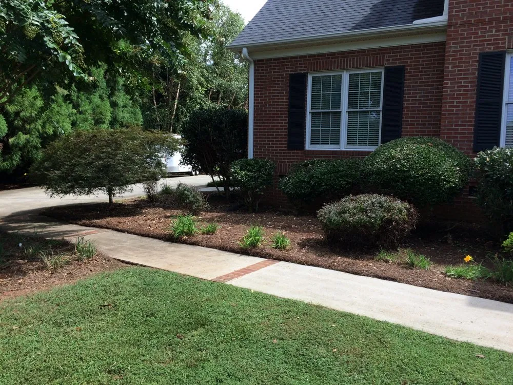 Trusted yard maintenance in Starr, SC - Ducworth Lawn & Landscape