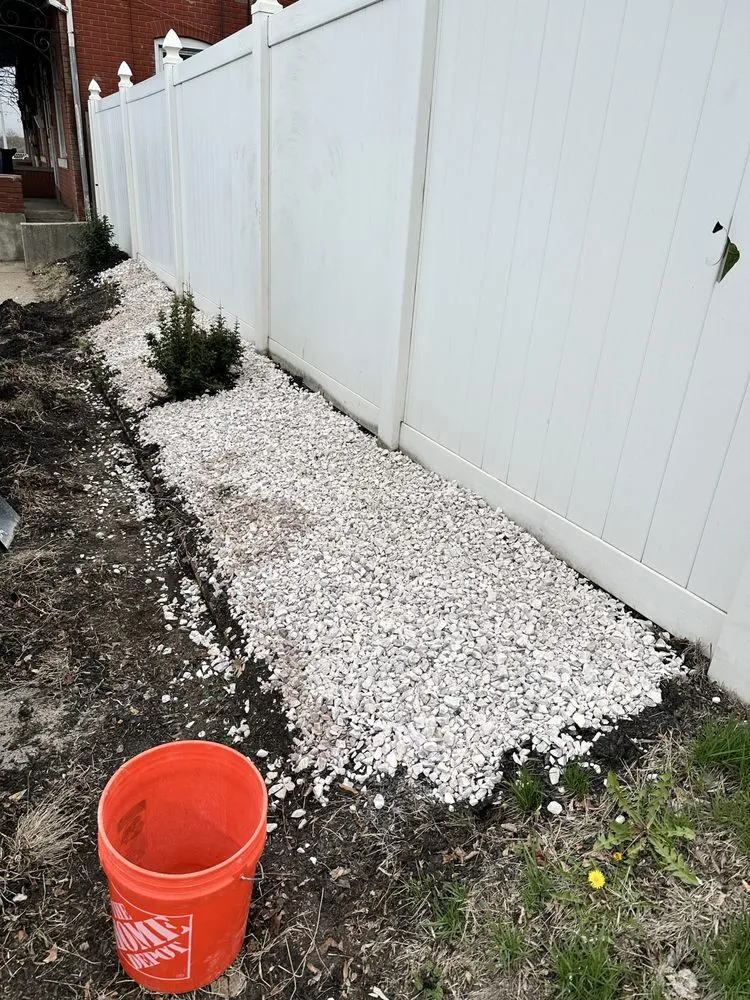 Professional yard maintenance experts serving Bethlehem, PA - Dudley Enterprise