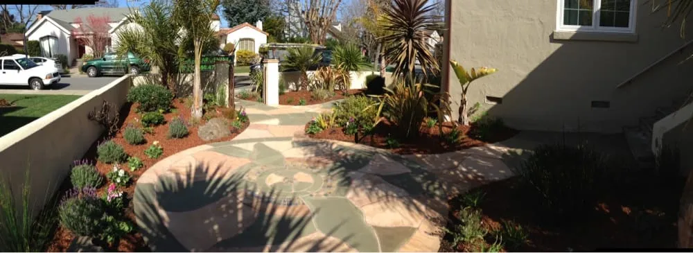 Custom yard cleanup service in Redwood City, CA by Duenas Gardening Landscaping