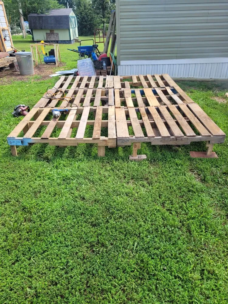Professional yard maintenance in Lebanon, MO by Duff's Handyman