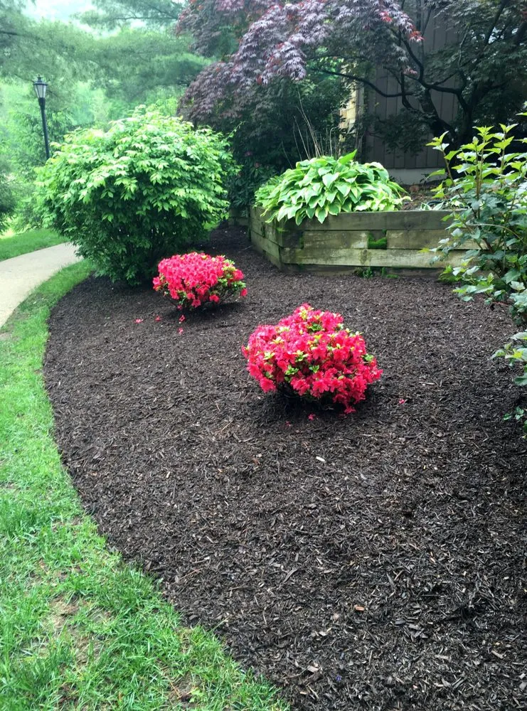 Custom landscape design experts serving Hackettstown, NJ - Duke's Landscape Management