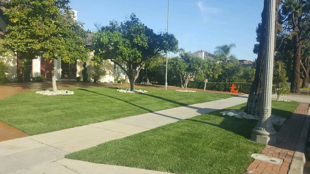 Professional landscaping services experts serving Covina, CA - Duke's Landscaping Services