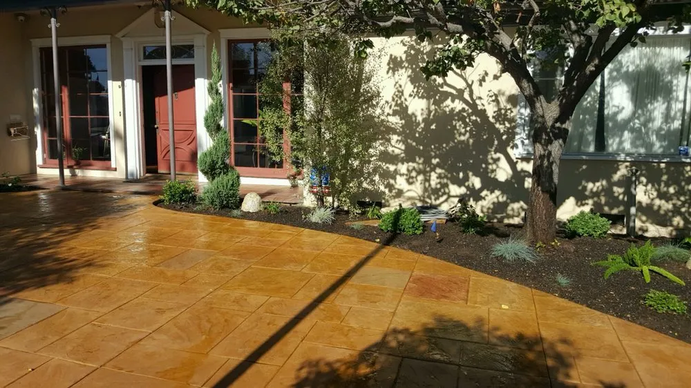Custom garden landscaping for residential properties across Covina, CA - Duke's Landscaping Services
